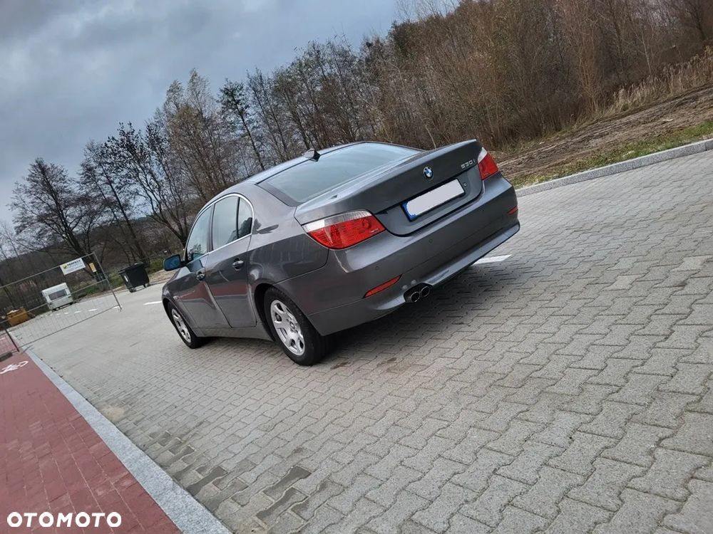 BMW Seria 5 530i - 7