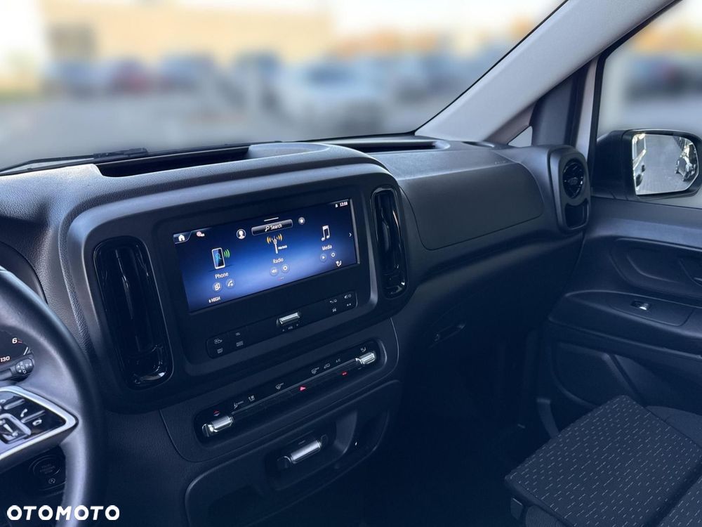Mercedes-Benz Vito - 11