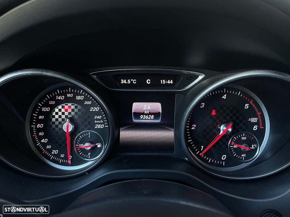 Mercedes-Benz A 180 d AMG Line - 5