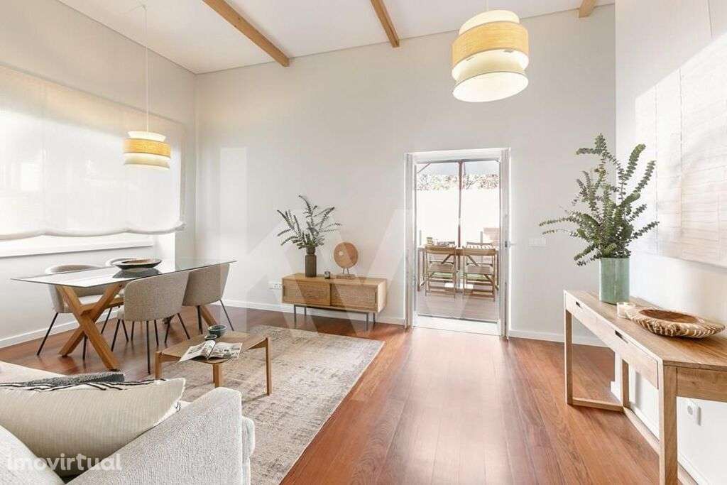 Parede, Cascais - Moradia T3 na Av. da República - Grande imagem: 2/29