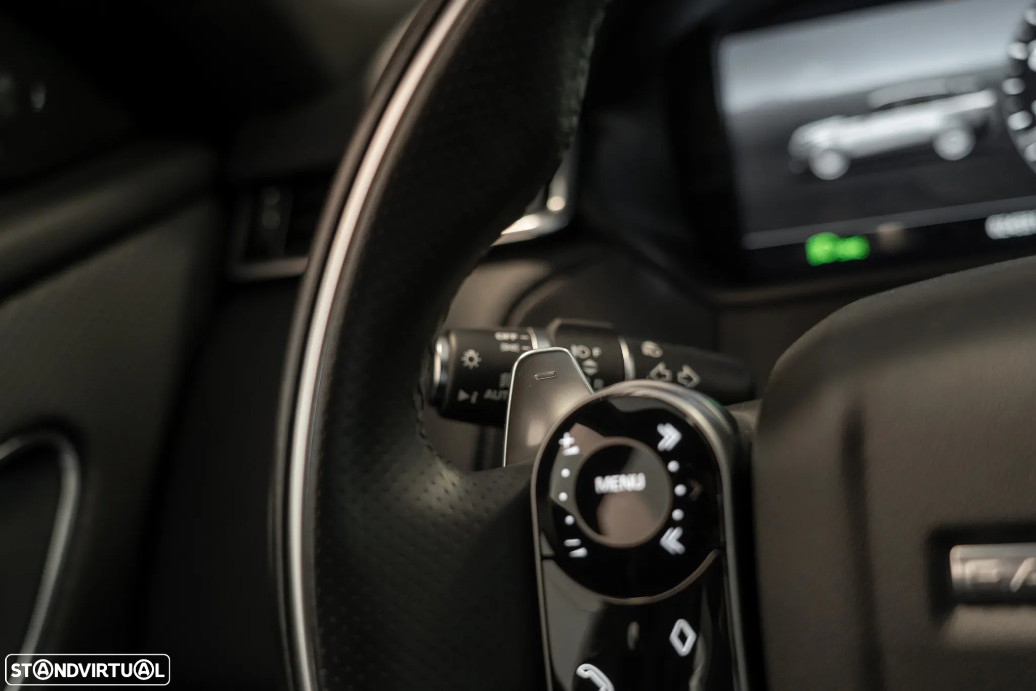 Land Rover Range Rover Velar 2.0 R-Dynamic SE - 27