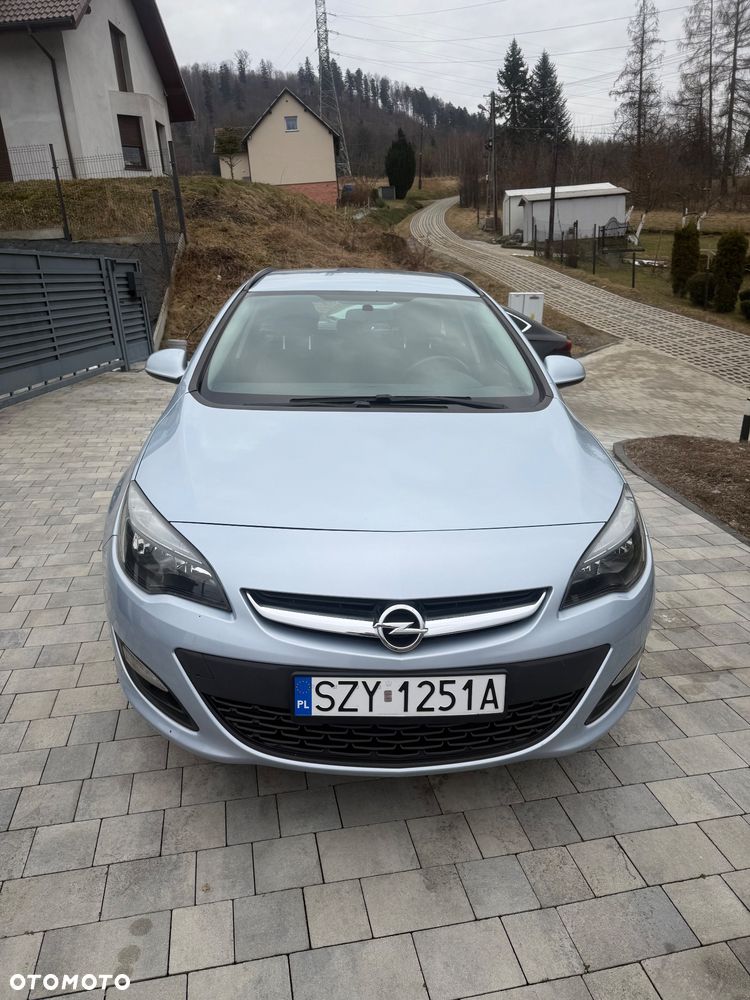 Opel Astra 2.0 CDTI Cosmo - 2