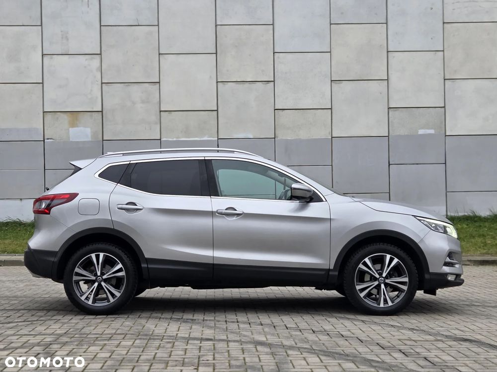 Nissan Qashqai 1.6 DIG-T N-Connecta - 4