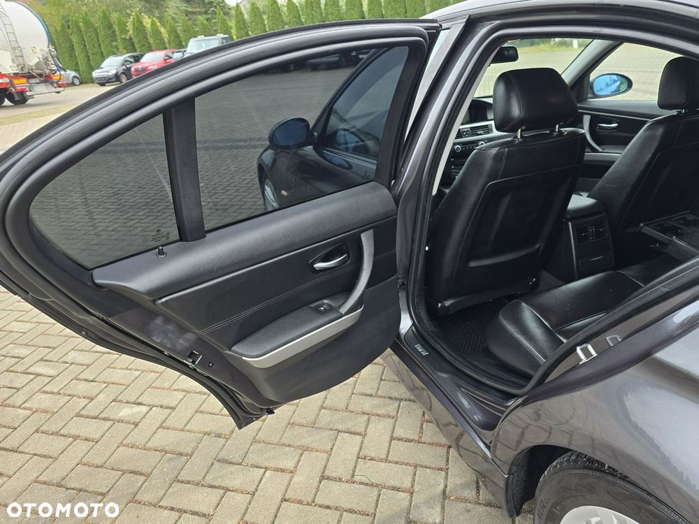 BMW Seria 3 - 19