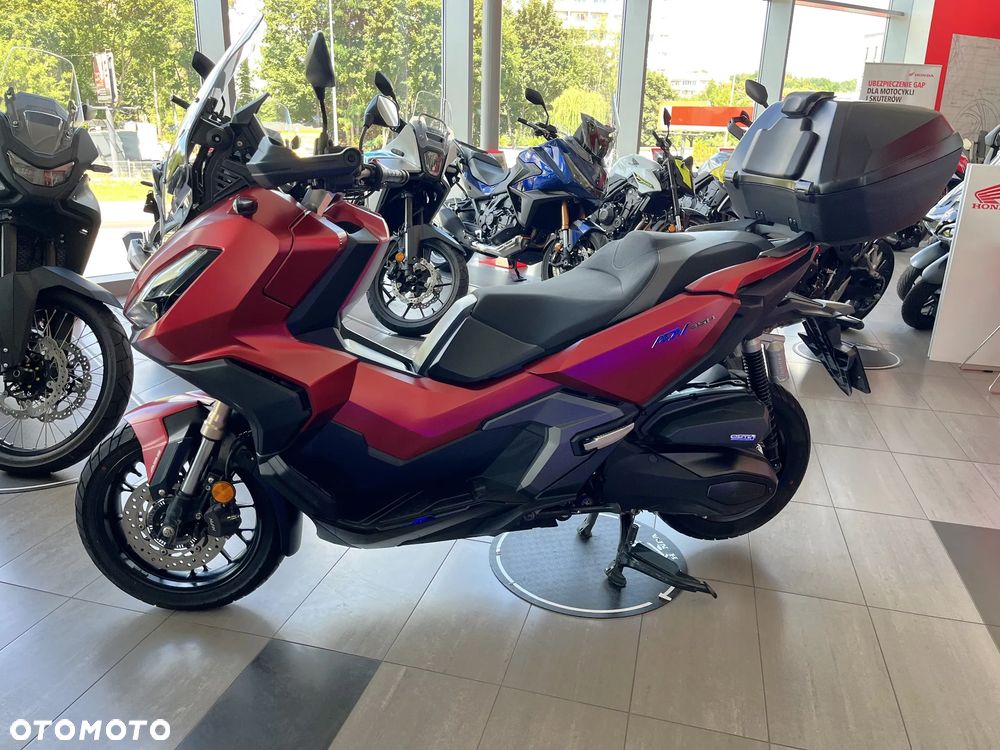 Honda ADV350 - 4