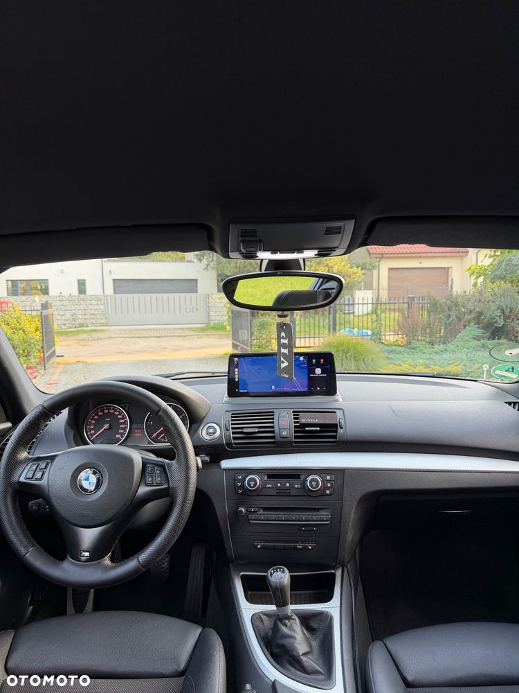 BMW Seria 1 123d - 9