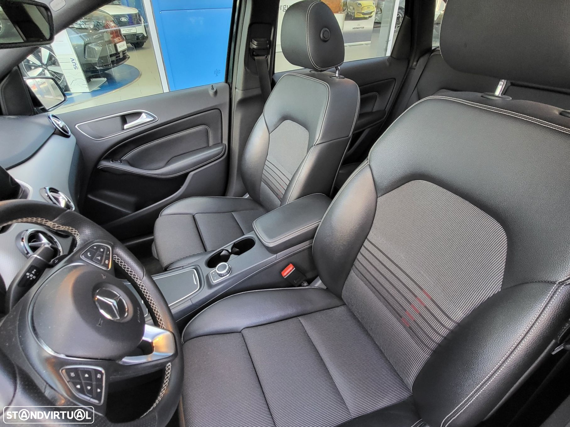 Mercedes-Benz B 220 d Style - 16
