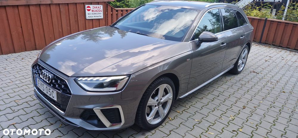 Audi A4 Avant 40 TDI quattro S tronic S line - 1
