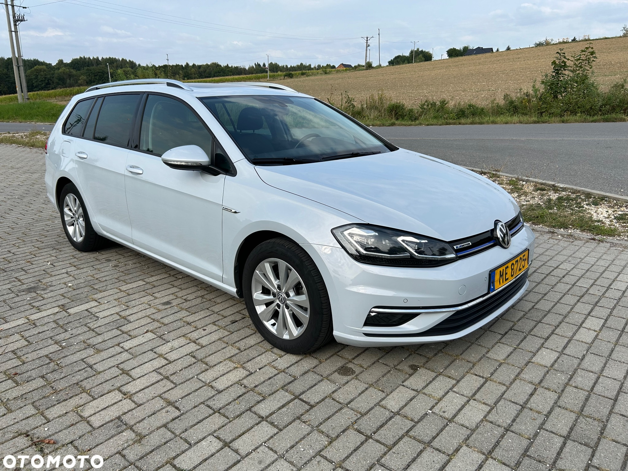 Volkswagen Golf 1.5 TSI ACT (BlueMotion Technology) Comfortline - 3