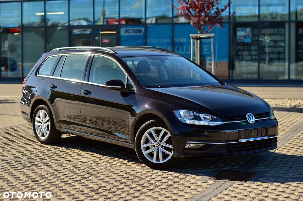 Volkswagen Golf 1.6 TDI SCR DSG Comfortline - 2