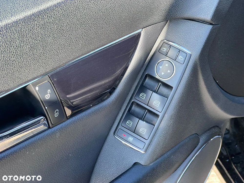 Mercedes-Benz Klasa C - 18