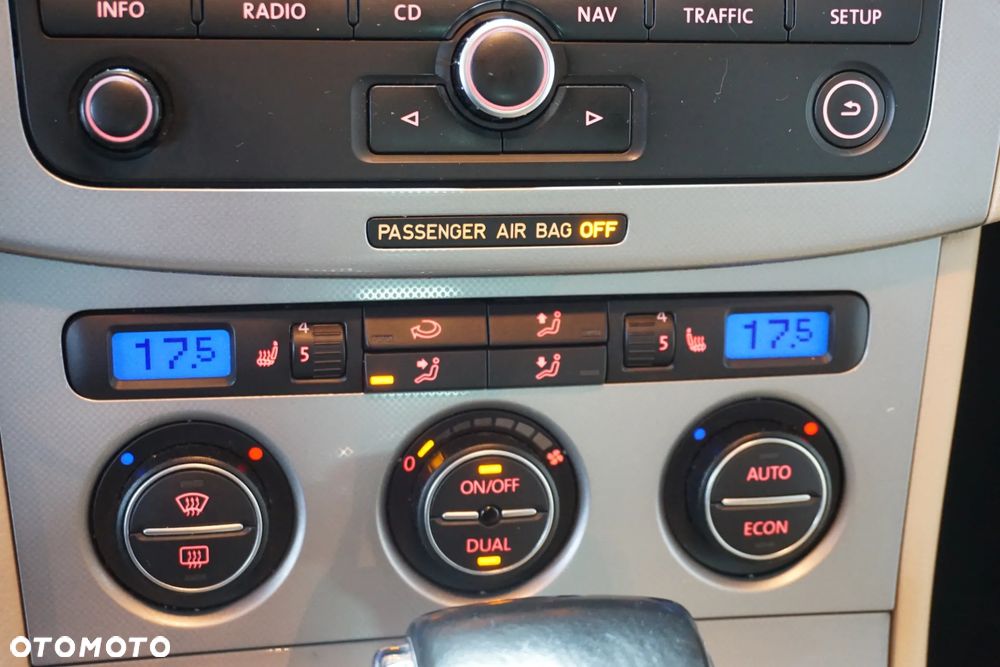 Volkswagen Passat 2.0 TDI DSG Comfortline - 37