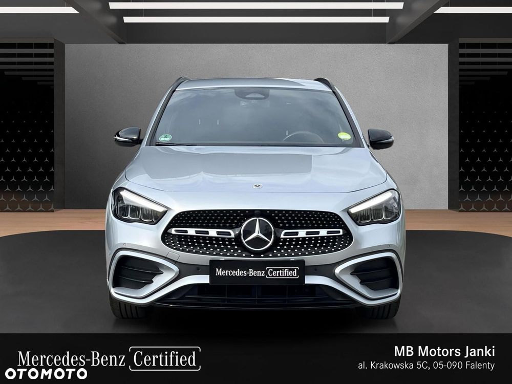 Mercedes-Benz GLA 200 AMG Line - 9