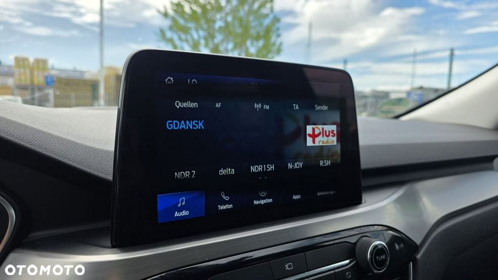 Ford Kuga - 17
