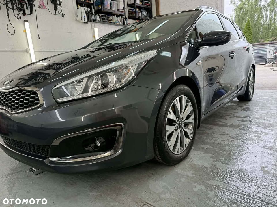 Kia Ceed - 20