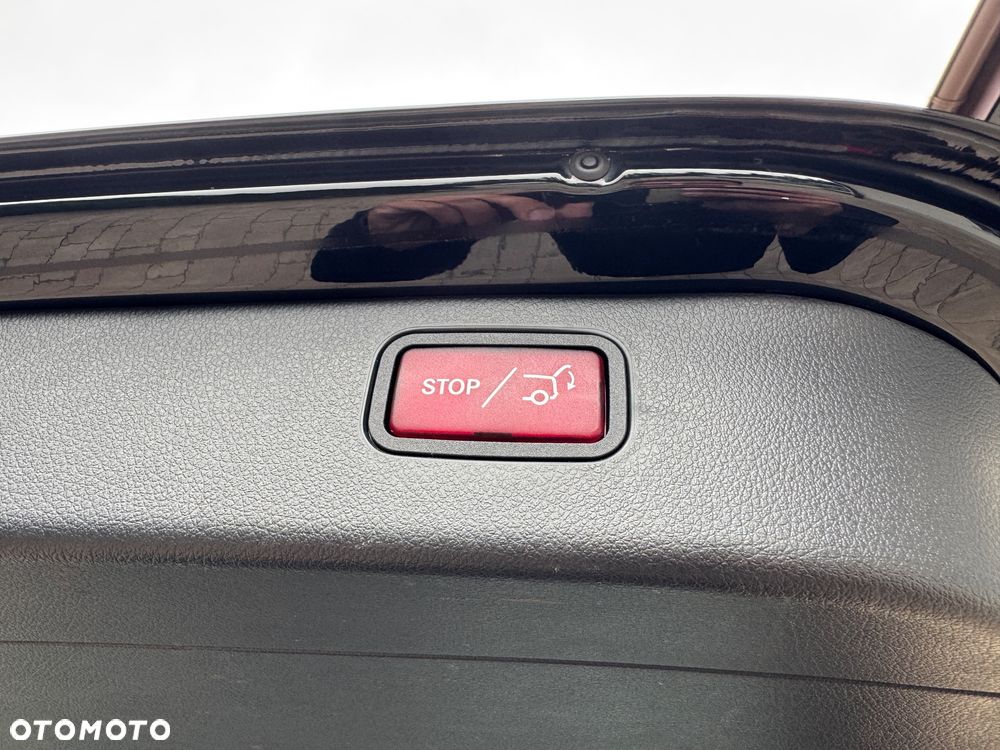 Mercedes-Benz Klasa C 200 d 9G-TRONIC - 8