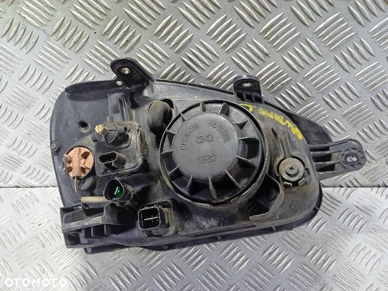 LAMPA LEWA PRZEDNIA HYUNDAI SANTA FE - 1