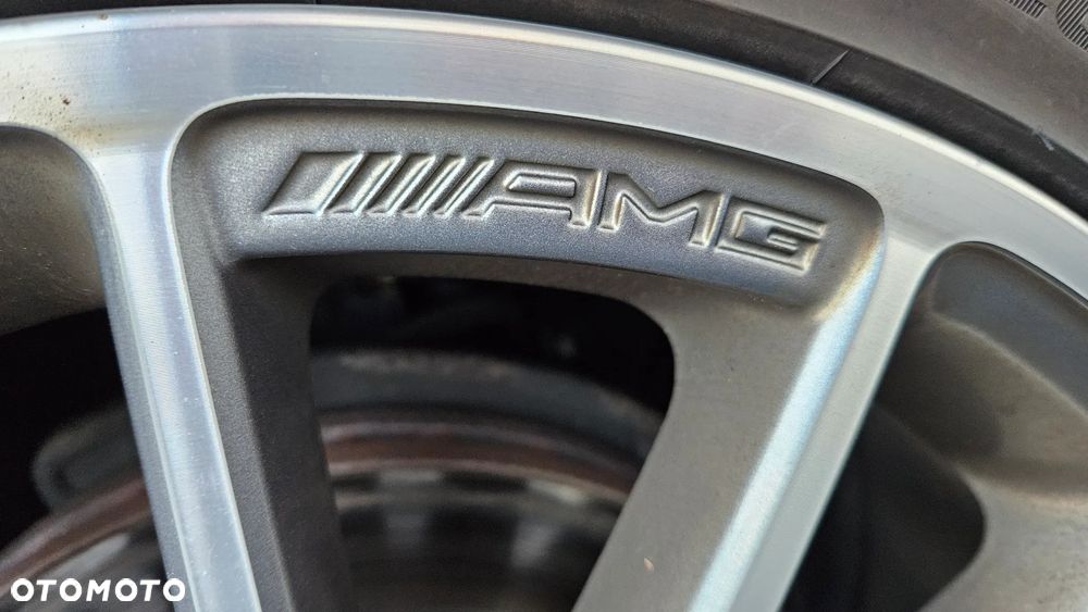 Mercedes-Benz CLA 220 4Matic 7G-DCT AMG Line - 36