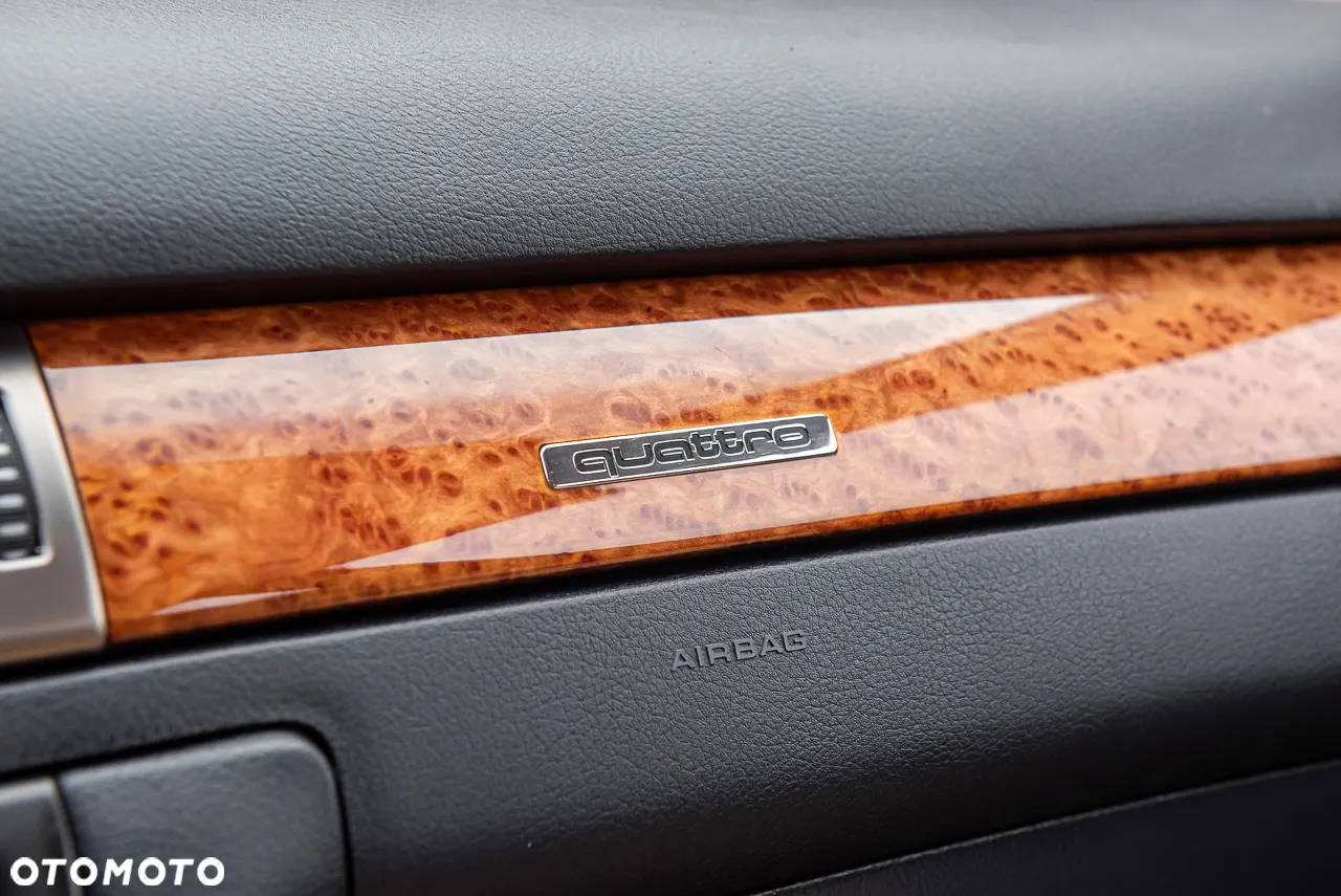 Audi A6 Avant 4.2 quattro - 22