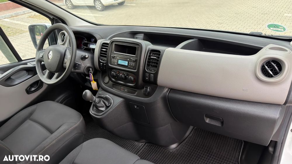 Renault Trafic - 6