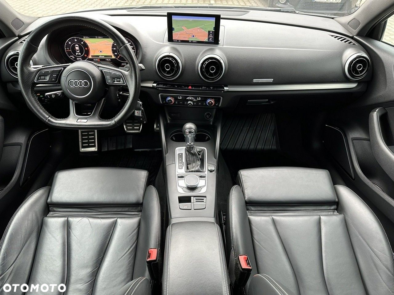 Audi A3 2.0 TDI Ambition S tronic - 29