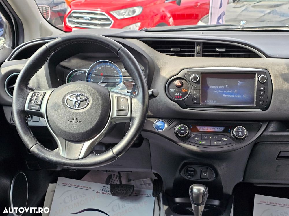 Toyota Yaris - 14