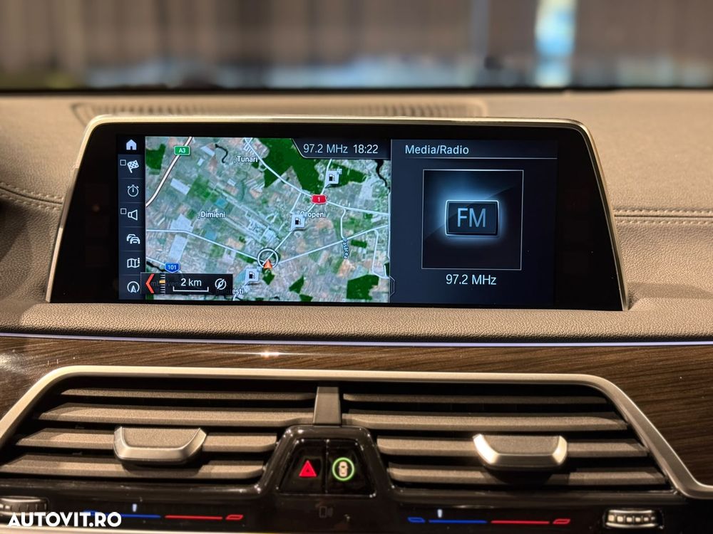 BMW Seria 7 740d xDrive - 36