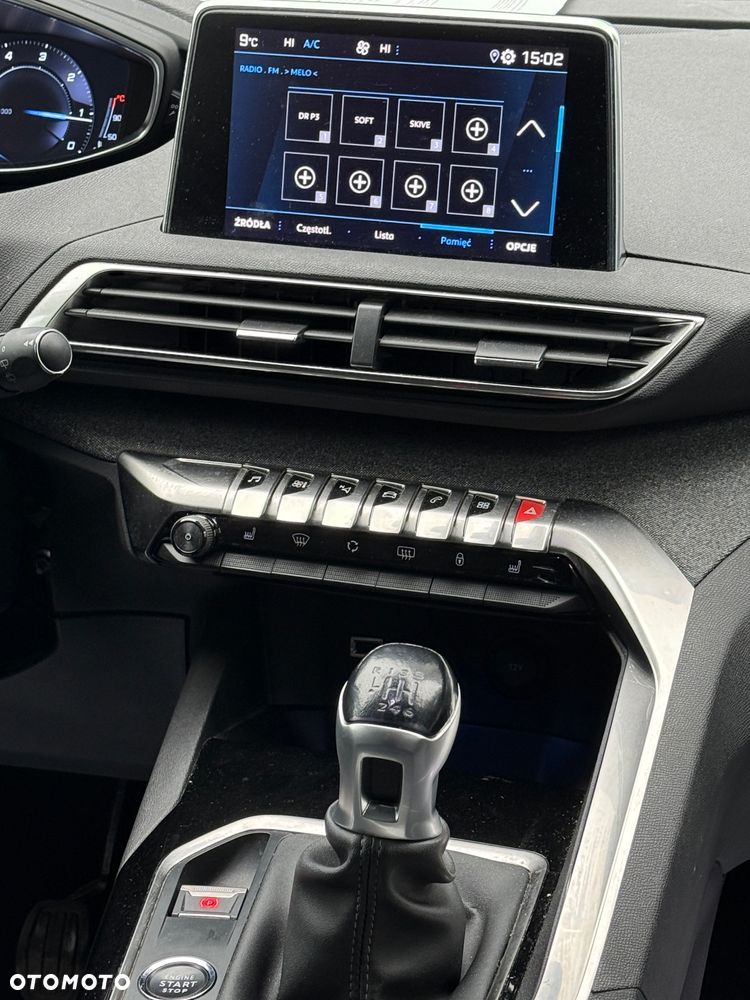 Peugeot 3008 1.5 BlueHDi Allure Pack S&S - 21