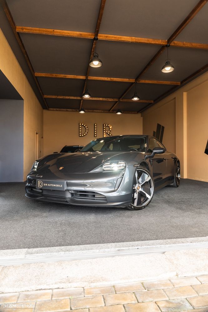 Porsche Taycan 4 - 22