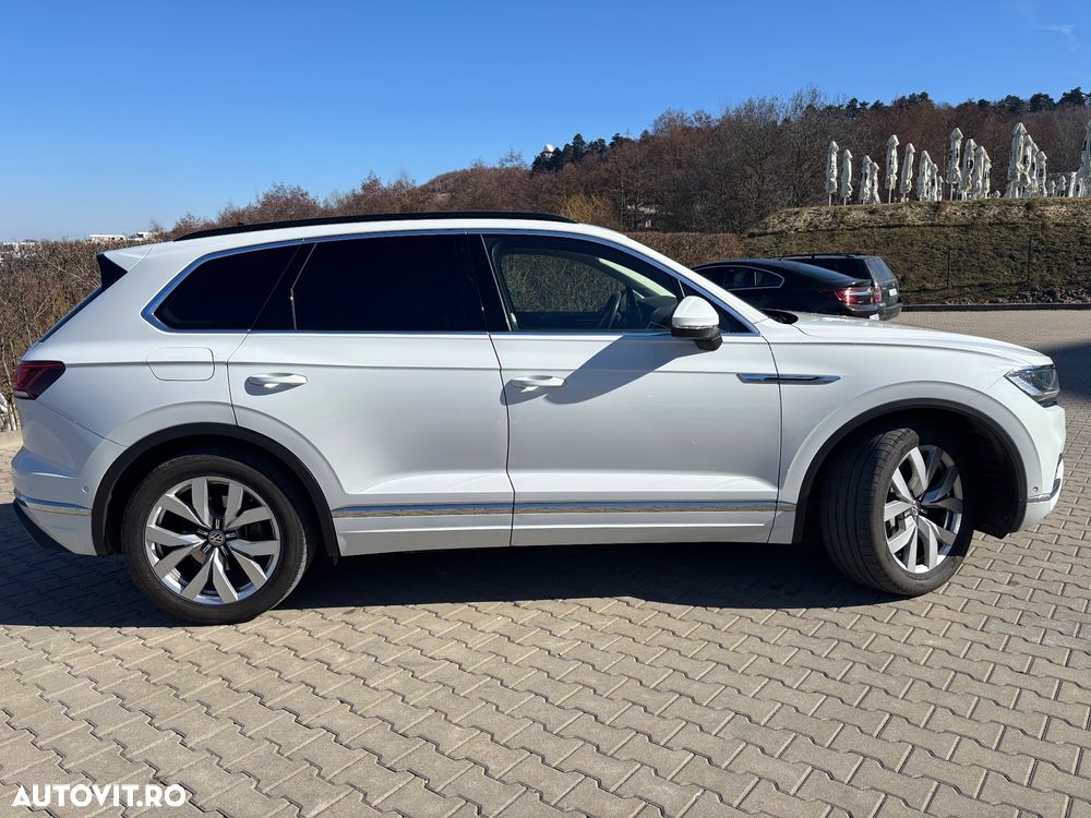 Volkswagen Touareg 3.0 V6 TDI 4Motion DPF Automatik Elegance - 11