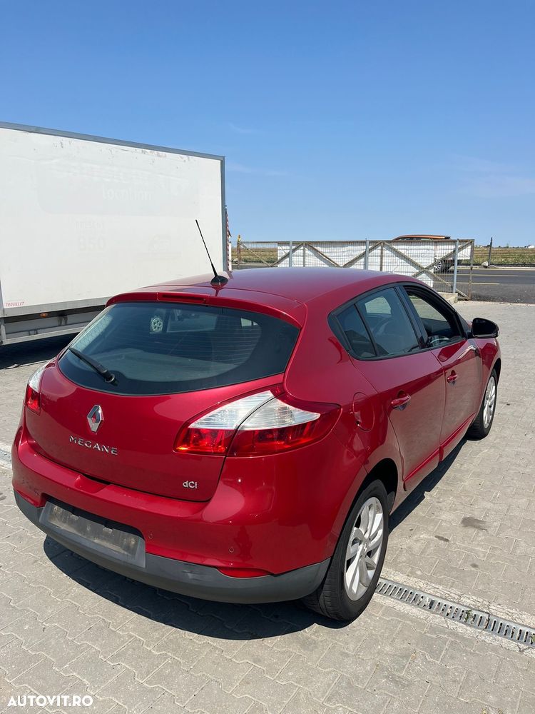 Dezmembram Renault Megane 3 1.6 diesel din 2015 - 4