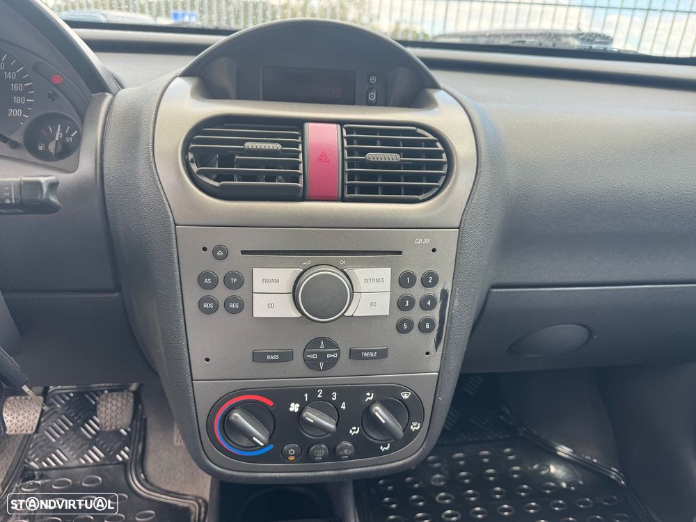 Opel Corsa 1.3 CDTi First - 16