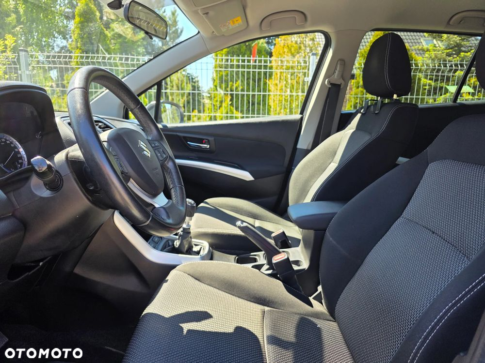Suzuki SX4 S-Cross 1.6 DDiS Premium - 12