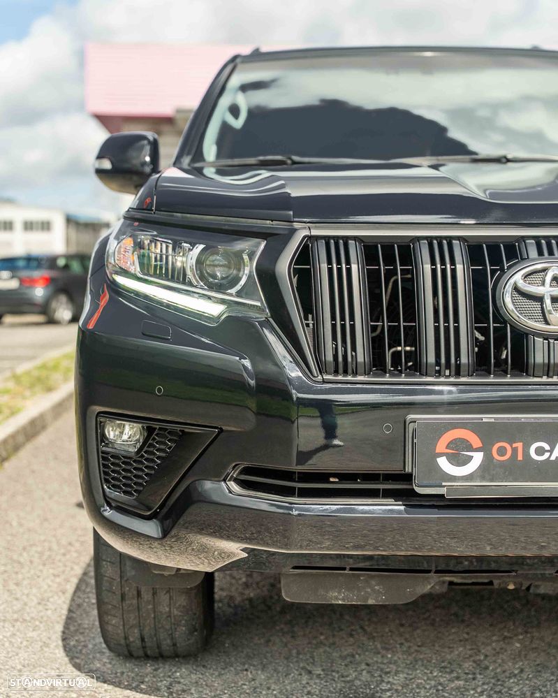 Toyota Land Cruiser Prado - 3
