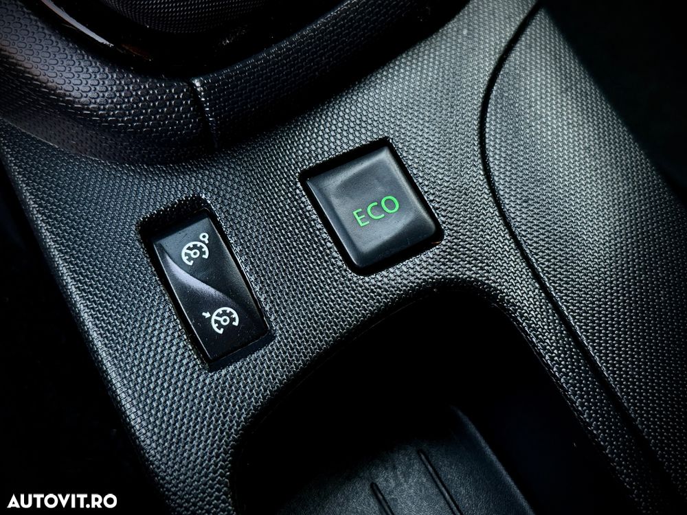 Renault Clio ENERGY TCe 90 Start & Stop LIMITED - 34