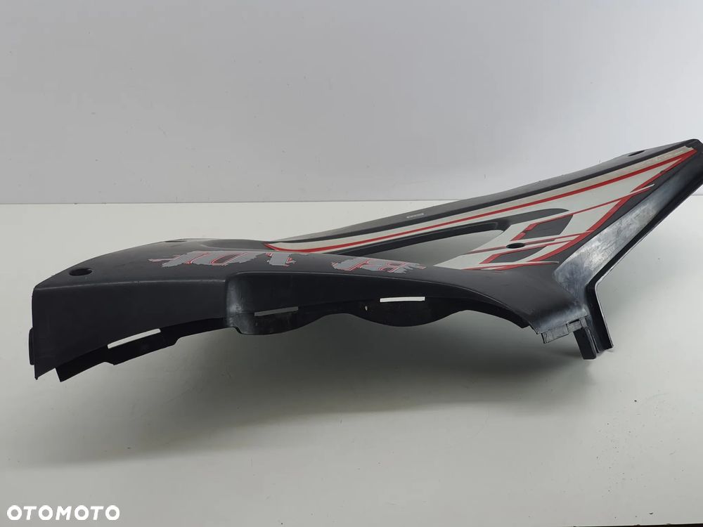 BOCZEK PRAWY OSLONA TGB BLADE 250 - 5