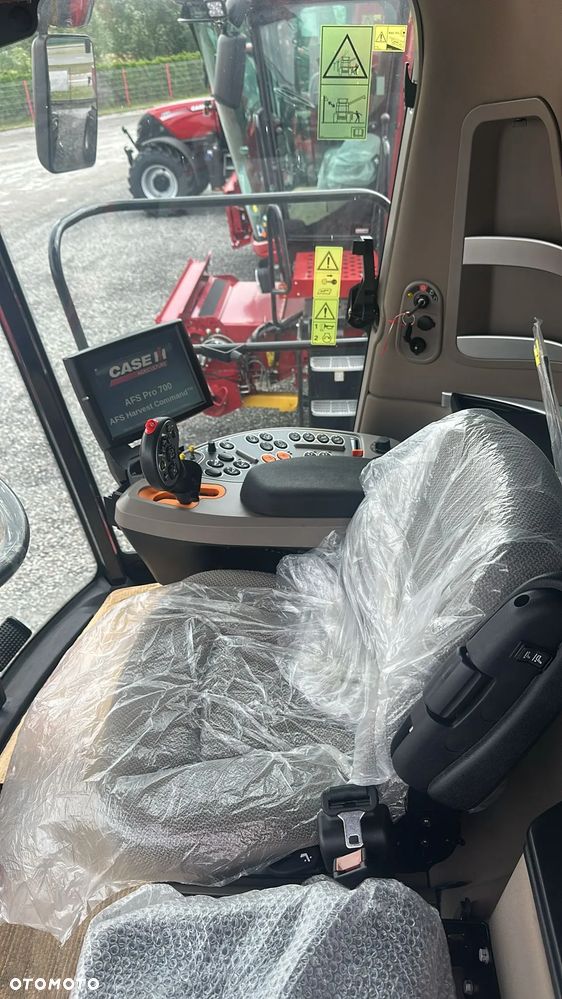 Case IH Axial Flow 8250 - 10