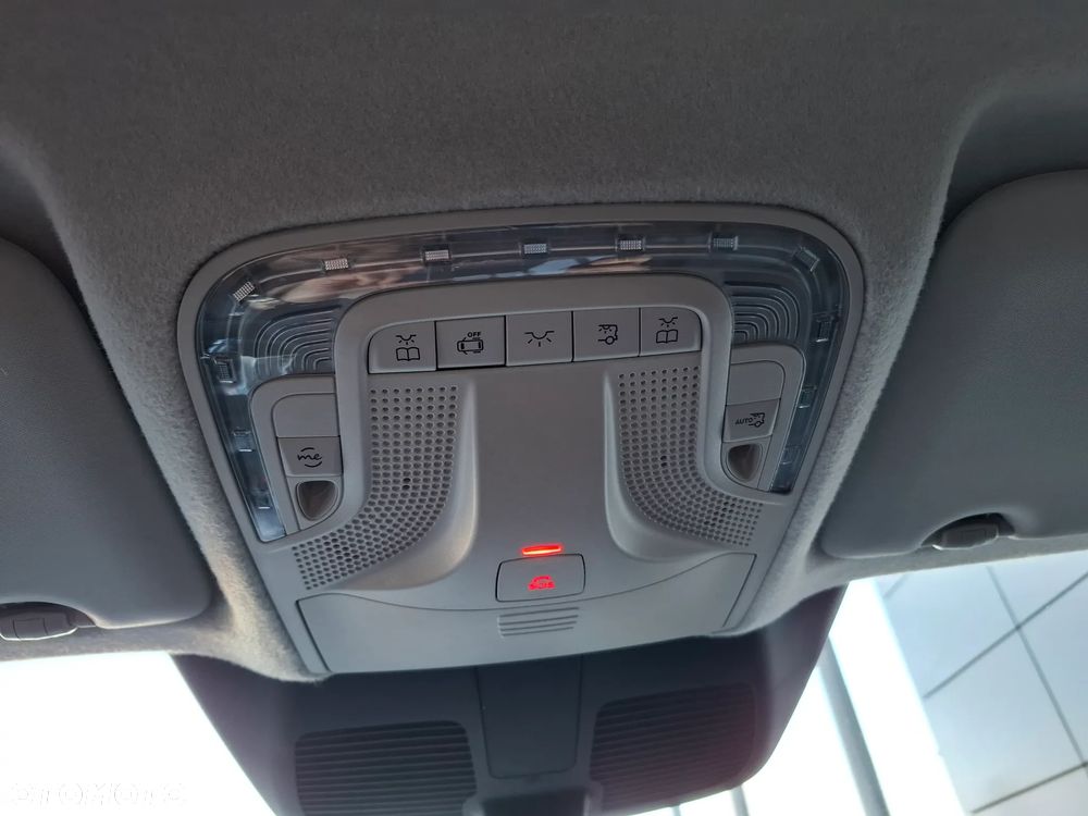 Mercedes-Benz Vito 116 CDI 4x4 Furgon PRO Długi 3200 mm - 33