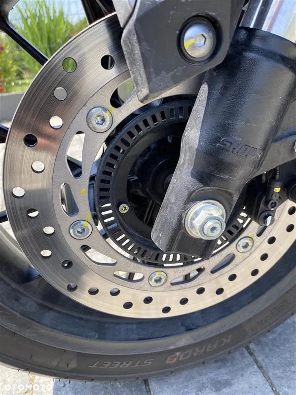 Honda ADV350 - 12