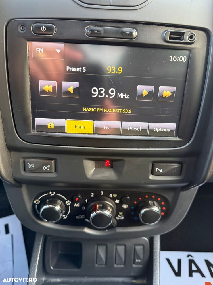 Dacia Duster 1.5 dCi 4x2 Prestige - 11