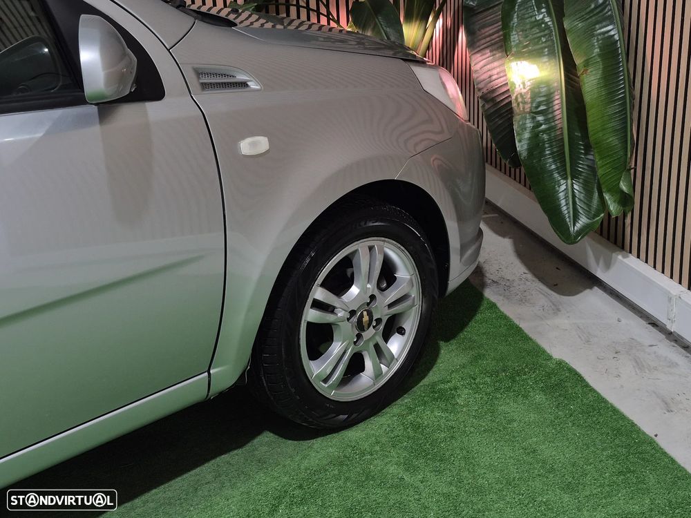 Chevrolet Aveo 1.2 LS - 7