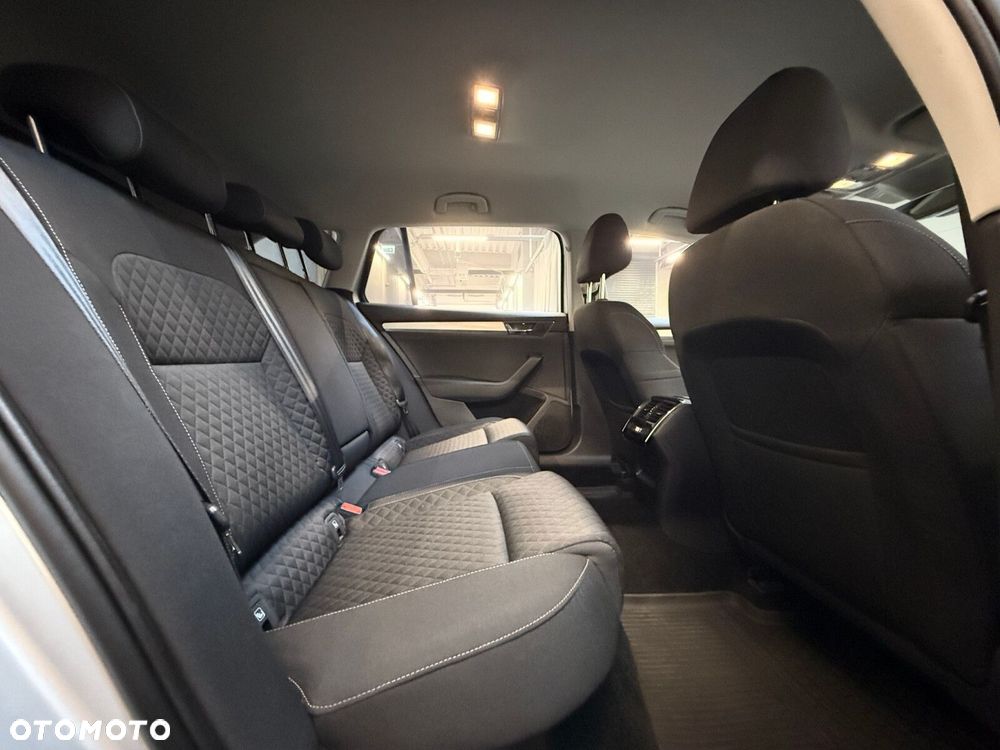 Skoda Superb 1.5 TSI Ambition DSG - 22