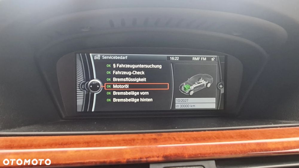 BMW Seria 3 330i xDrive - 17