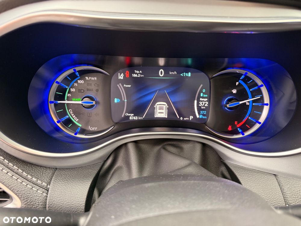 Chrysler Pacifica - 19
