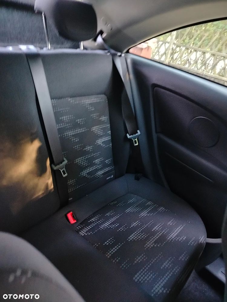 Opel Corsa 1.2 16V - 10