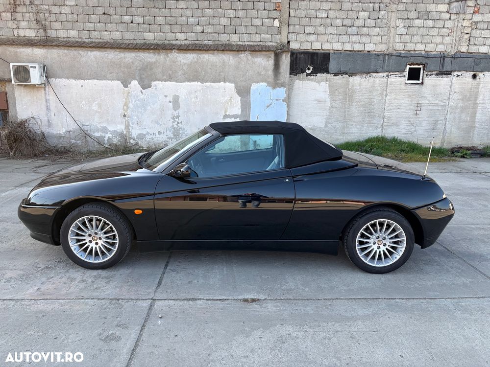 Alfa Romeo Spider - 5