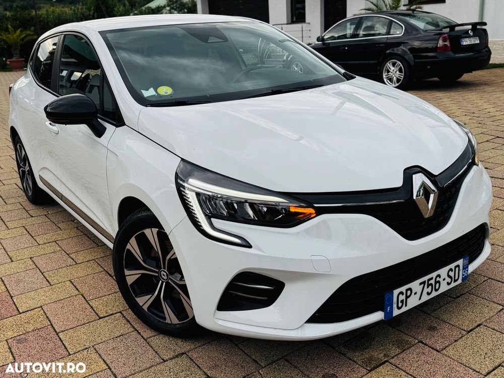 Renault Clio - 1