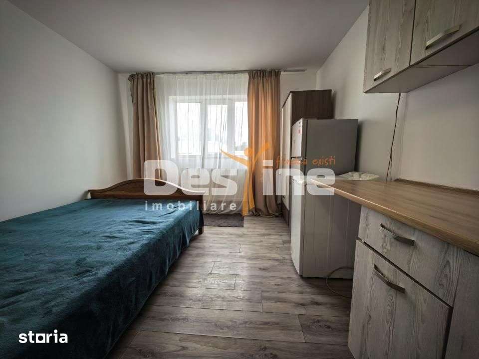 Cameră cămin 16 mp baie proprie mobilat și utilată renovată — fotografia 1