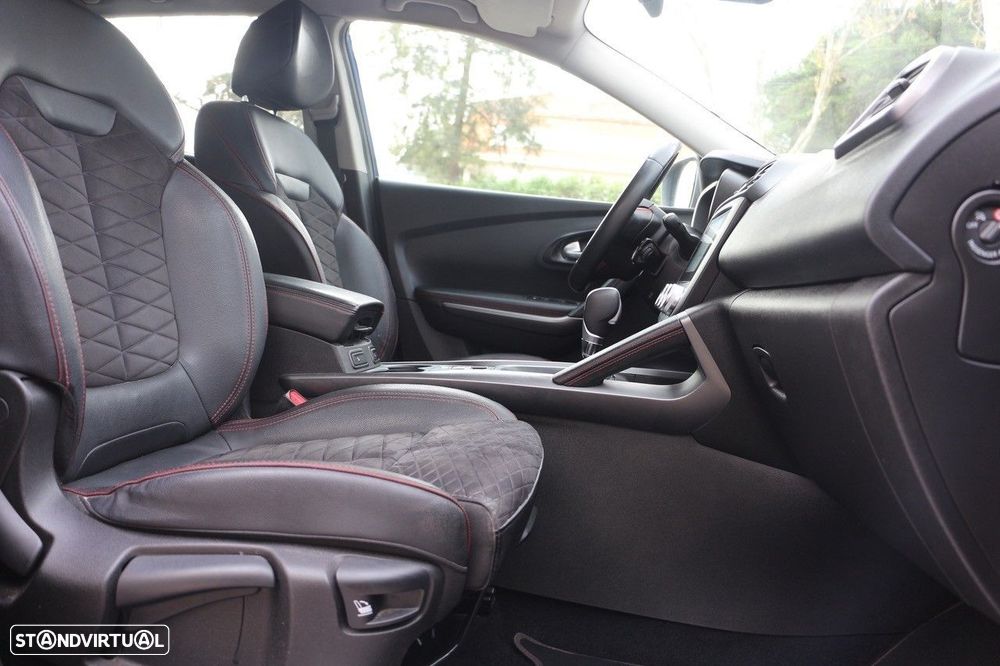 Renault Kadjar 1.3 TCe Black Edition EDC - 17