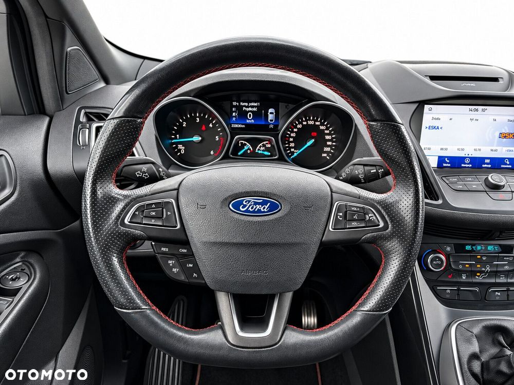 Ford Kuga 2.0 TDCi FWD ST-Line - 21